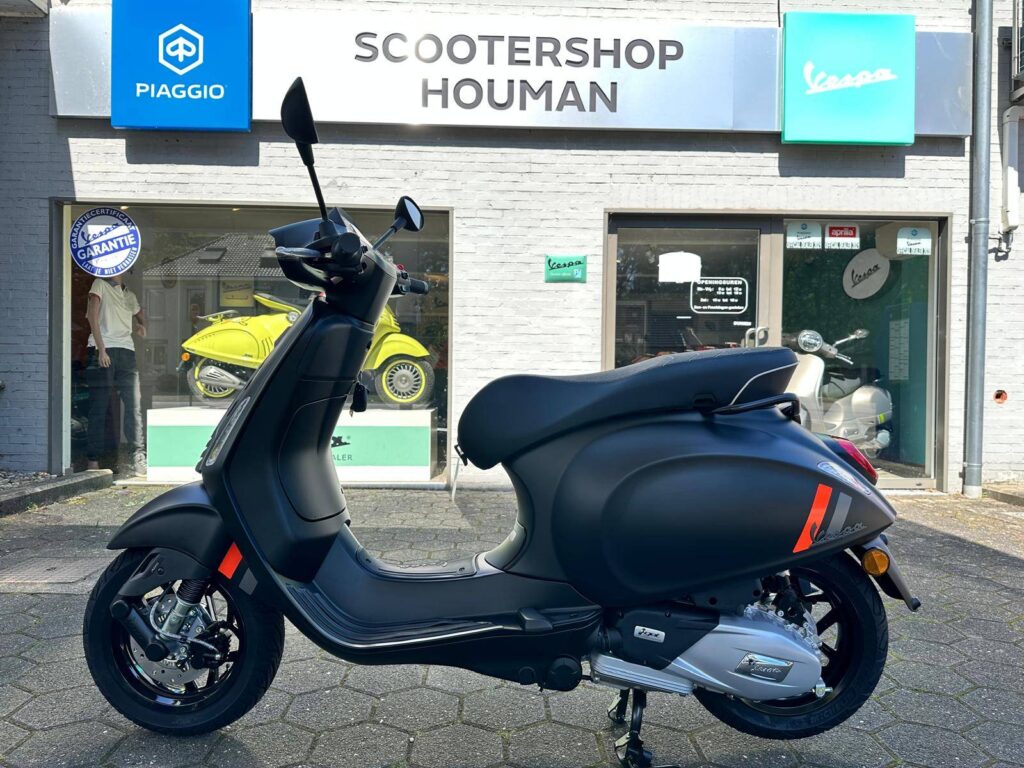 Vespa Sprint 125cc NERO CONVINTO