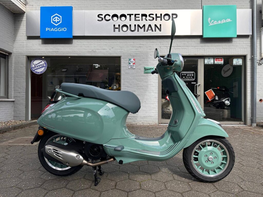 Vespa Primavera 125 cc Verde 80th  (nr.8)