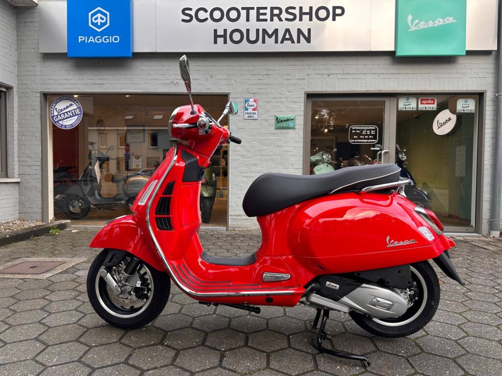 Vespa GTS 125cc Super Rosso (nr.4)